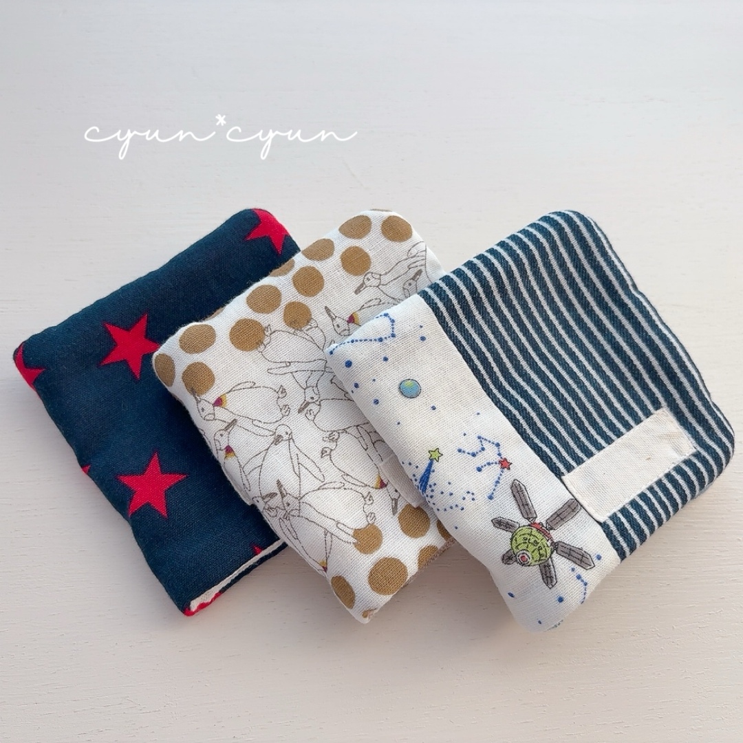 輸入＊国産リバティ6重ガーゼハンカチ ベッツィ - cyun*cyun GALLERY