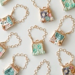 プチがま口チャーム｜ライトブルー × フラワー刺繍｜インド刺繍リボン がま口 プチギフト プレゼント バッグチャーム 花柄 コインケース 小銭入れ バッグチャーム 薬入れ キーホルダー