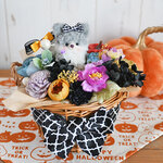 ふわもこにゃんこのフラワーバスケット