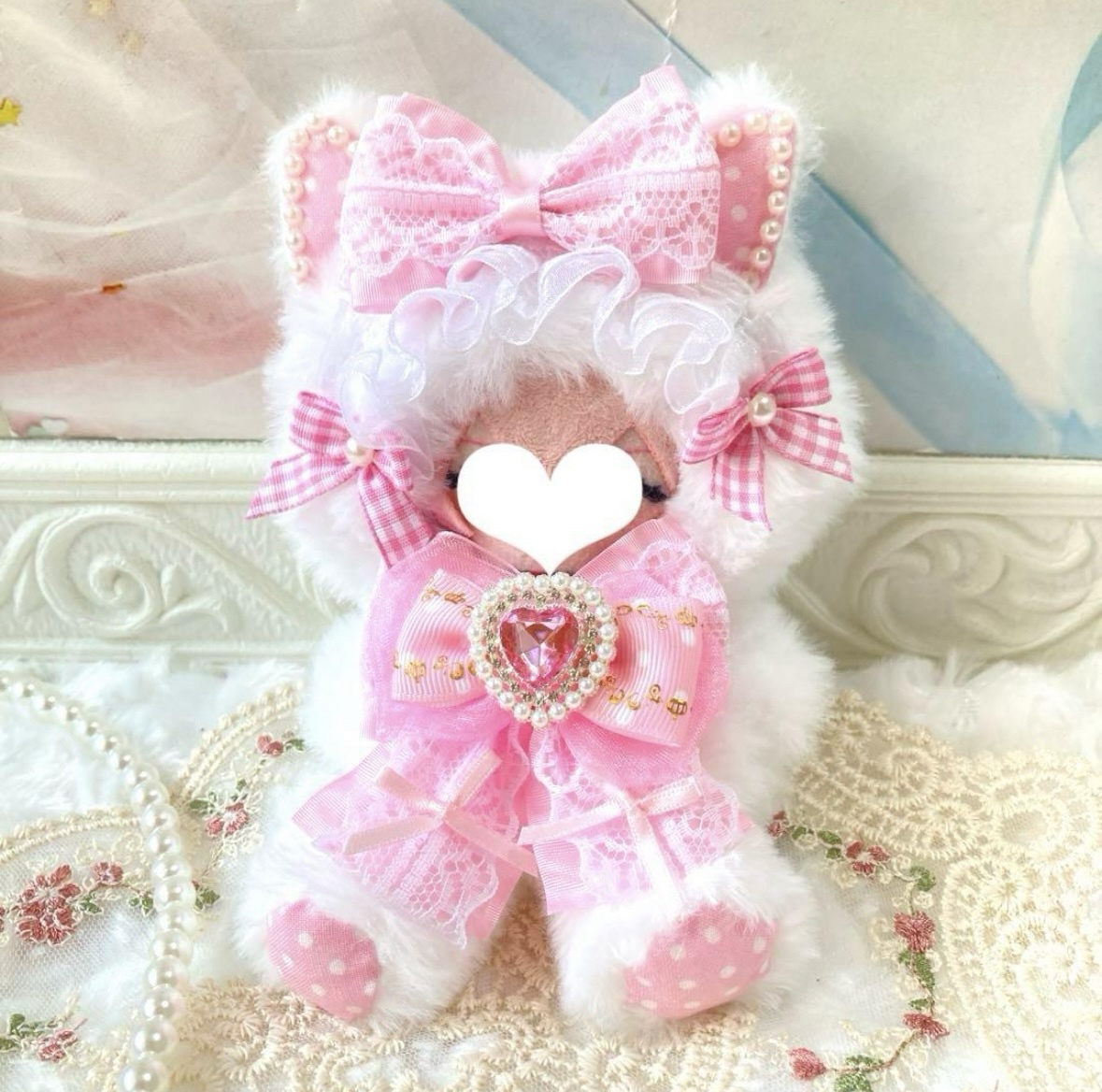 み様　ぬい服　ハンドメイド　メイド　10cm ピンク　猫耳　猫　ホワイト まい様 専用 ぬいぐるみ用 スタイ ぬい服 オーダーメイド - メルカリ