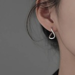 変形デザインワンタッチピアス R7P014