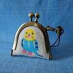紅型染めがま口インコインケース（ブルーセキセイ）