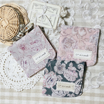 ‎𓊆受注制作◡̈⋆ 𓊇 ナチュラル可愛い ハンカチ