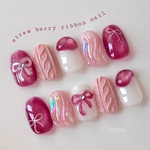 ネイルチップ　strawberry ribbon 🍓