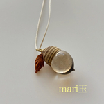 ぷっくりどんぐりネックレス　グレーブラウン　クリア　ガラスのどんぐり　ステン紐　どんぐり　チョーカー　長さ調節付き　NO164