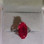 妖しく揺れるレッド　ルビー(⁠*⁠˘⁠︶⁠˘⁠*⁠)⁠.⁠｡⁠*⁠♡リング