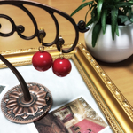 レッドラウンドイヤリング