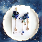  〈星屑シリーズ〉揺れる星屑の耳飾り　イヤークリップ