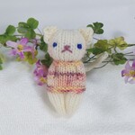 里親募集！ねこちゃんのあみぐるみ（白）