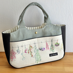 ラウンドバッグ＊ベージュスワッグ柄×セージグリーン＊トートバッグ＊ラウンドトート＊ハンドバッグ