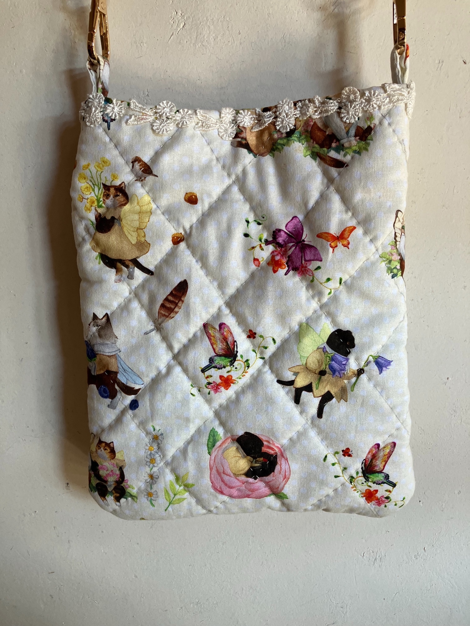 送料込み ハワイアンキルトタペストリー縦47アロハ - KIJITORAYUZU'S