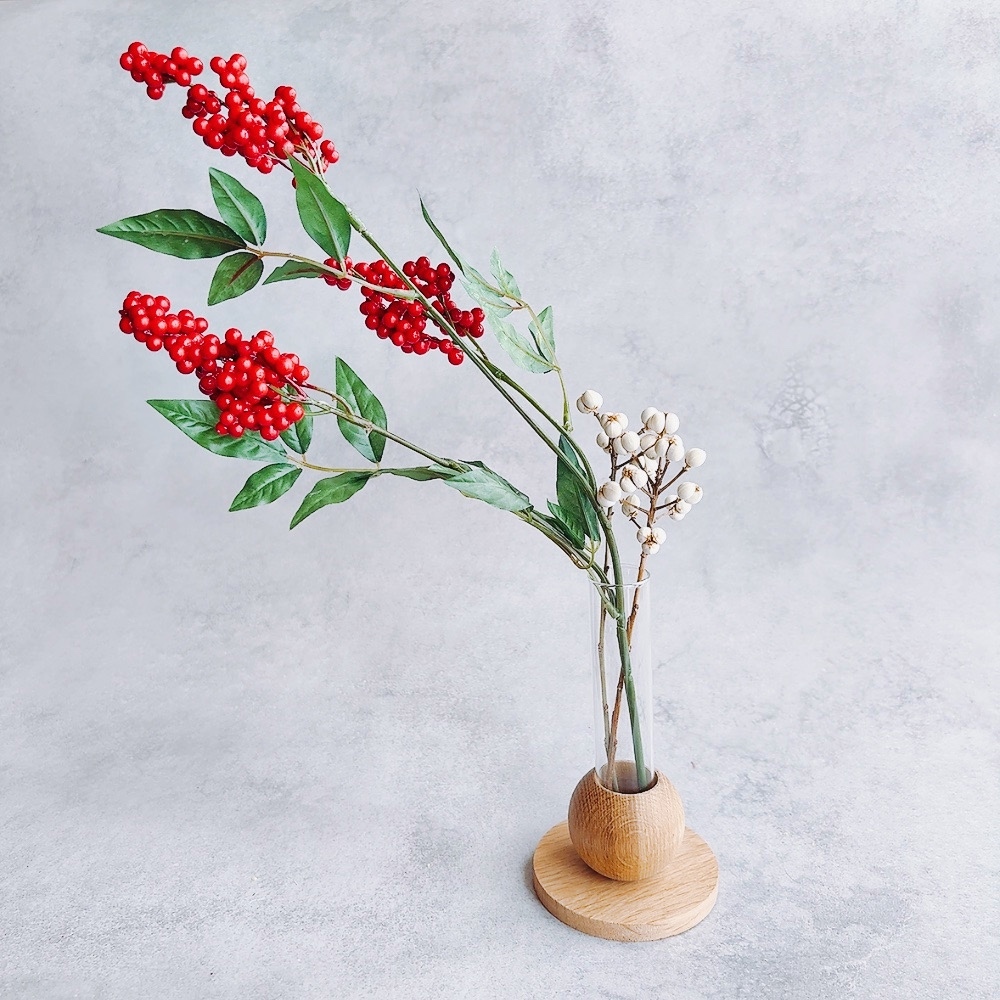 しかくい　いちごのショートケーキ　ハンドメイド　フェイクスイーツ　チャーム 真っ赤な苺のショートケーキ バッグチャーム フェイクスイーツ