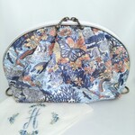 amiyosa様専用ページリバティ  オシャレ！使いやすい！と評判の 化粧ポーチ(中)