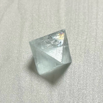 【新作】蛍石♢世界の🌐とっておきの一粒 南アフリカ（虹入り）