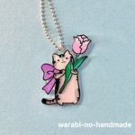 🐾うちの子チャーム（猫、サバ白、おめかしリボン、チューリップ）🐾