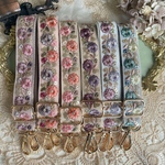 インド刺繍リボン　ショルダーベルト　スマホショルダー　ストラップ