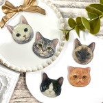 ねこのお顔ブローチ／選べる5種類（白猫・はちわれ・シャムなど） ―  ヘアゴム、ポニーフック変更可