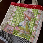 長谷川様予約。再販ホリーちゃん1