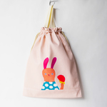 【アウトレット】（36cm×30cm）ウサギのお着替え入れ  （淡いピンク） 動物