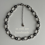 【Midnight Bloom】 ビーズチョーカー / フラワービーズネックレス