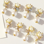 送料込▼ルナフラッシュピアス/イヤリング