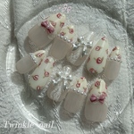 🌙カラー変更無料🌙 オーダーネイルチップ 韓国ネイル ワンホンネイル 推し活ネイル ちゅるんネイル フレンチガーリー リボン キラキラ 量産型 ハート 手描き レース バラ バレエコア 結婚式 成人式