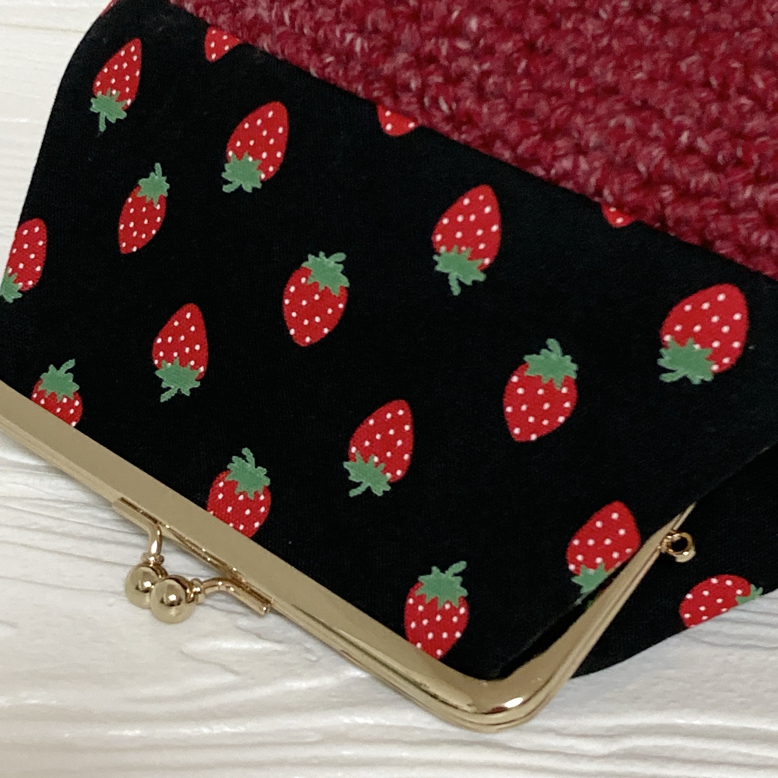 ten様専用です。巾着ポーチ　他　ハンドメイド　【イチゴと花】 うさこ様 専用です。ハンドメイド丸ポーチ バッグチャーム