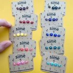 約7㎜ 推し活にぴったり！小さいお花と葉っぱのピアス（推し活のお役に立ちたくて③） サージカルステンレスピアス/樹脂イヤリング対応　小ぶり