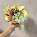 ニットフラワー　コスモスの花束　トスブーケ　発表会/お誕生日に