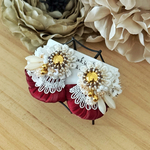 大人ガーリーフリルイヤリング/ピアス/ボルドー/ビーズ刺繍/レース/フリル/お呼ばれ/イベント/クリスマス