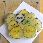 ほぼひよこブローチ