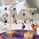 黒猫とハロウィンキャンディの耳飾り