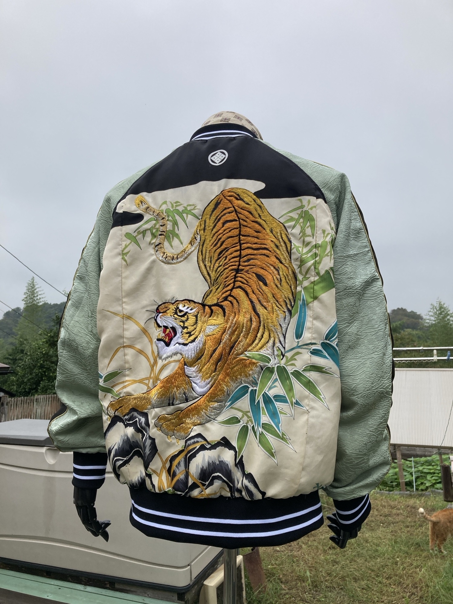 着物リメイク　88番リバーシブルブルゾン　まー様オーダー専用出品 オーダー品】着物スカジャン 着物リメイク リバーシブル - Atelier