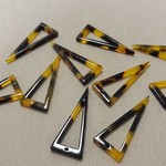 ＳＡＬＥ！ベッコウのようなパーツ（三角フレーム）29