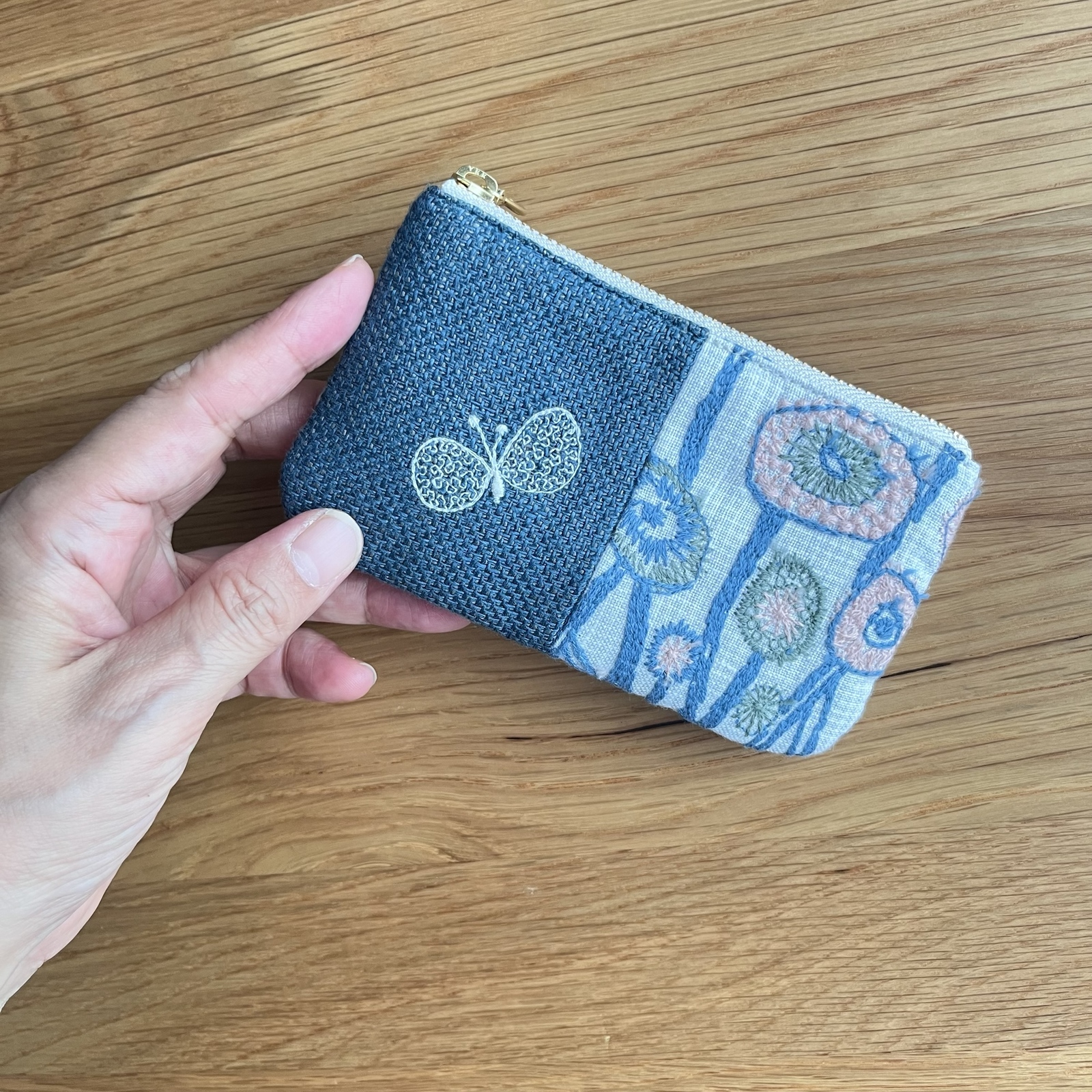 mermaid & path & choucho ブルーのミニポーチ ミナペルホネン