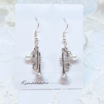 トランペットとパールのピアス