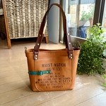 牛革キャメルのトートバッグ