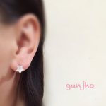 1粒星ピアス（選べる2カラー）