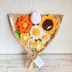 夏にぴったりなかぎ針編みの花束 ひまわり 枯れない花束　毛糸 プチギフト　ビタミンカラー　花　毛糸  ブーケ プレゼント 　インテリア　ウエディング　あみぐるみ かぎ編み 手編み 編み物 夏ギフト