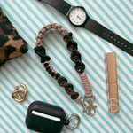 - ̗̀ New  ̖́-▽▲パラコード ハンドストラップ▲ ▽  ショートストラップ スマホストラップ  スマホアクセサリー  パラコード  ストラップ