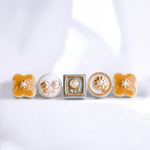 【秋】マスタード　グレー　ピアス　イヤリング　5つセット　花　レトロ　　（みのやき　たいる　ぴあす　いやりんぐ　　きいろ）