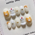 にゃんケーキ　ネイルチップ　ねこ　猫　ネコ　パンケーキ　ショートケーキ　ミルクホワイト　白　生クリーム　苺　いちご　ブラウン　茶色