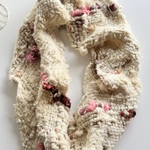 手紡ぎ毛糸で作る　手織りスヌード　ホワイト系