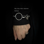 Big ring chain bracelet