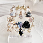  【バッグチャーム】星降る庭園(白黒)