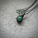 クリソプレーズのマクラメネックレスb