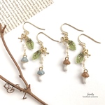 レトロ。とっても小さなきのこのピアス・イヤリング　きのこと淡水パールのボタニカルアクセサリー