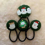 ③4点セット☆クリスマス☆サンタさん＆トナカイ＆ツリー☆団子シマエナガ☆鳥☆38&27ミリ☆くるみボタンヘアゴム☆深緑生地☆
