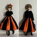 🉐！リカちゃん　ブラック🖤ボレロ付き　ツートンカラーのギャザースカートセット(オレンジ🧡)  ハロウィン