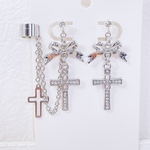 【694】 地雷系　量産型　きらきら十字架のイヤリング・イヤーカフ